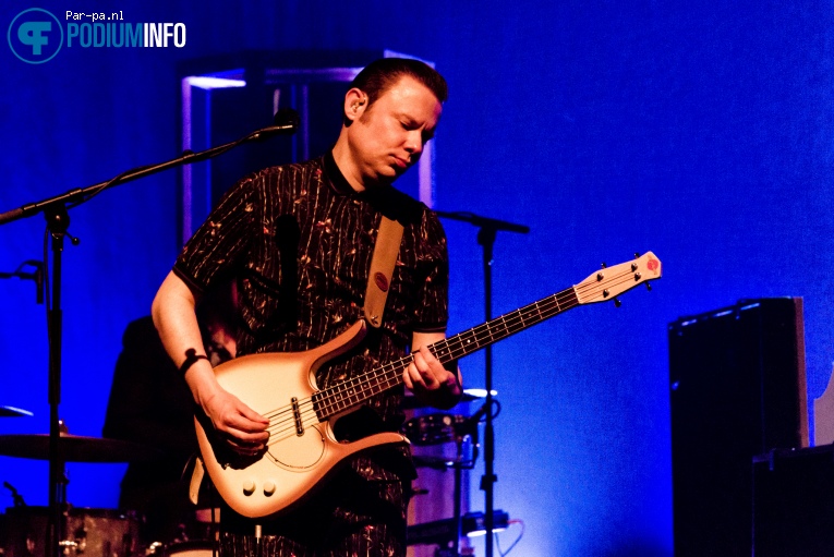 Hooverphonic op Hooverphonic - 12/04 - TivoliVredenburg foto