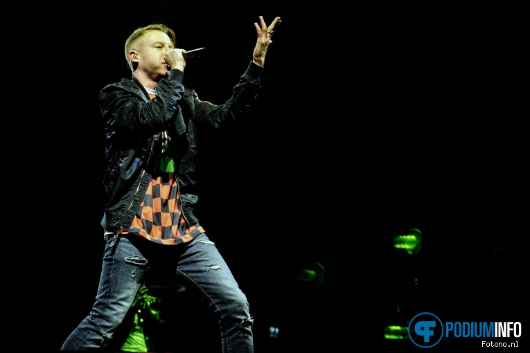 Macklemore & Ryan Lewis op Macklemore & Ryan Lewis - 10/04 - Ziggo Dome foto
