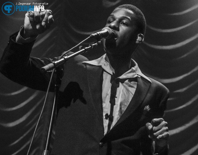 Leon Bridges op Leon Bridges - 15/4 - TivoliVredenburg foto