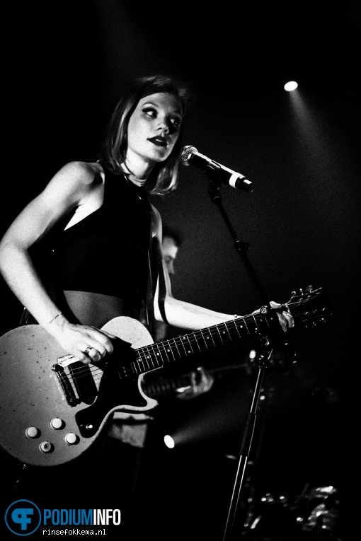 Trixie Whitley op Trixie Whitley - 21/04 - De Helling foto