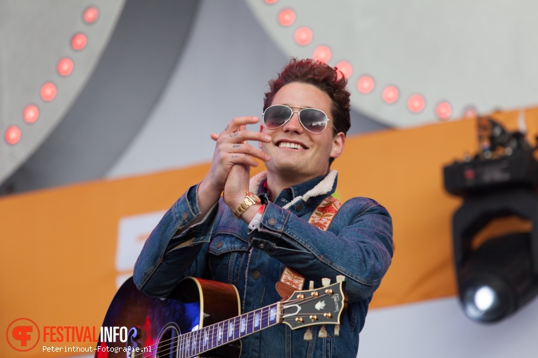 Douwe Bob op 538 Koningsdag 2016 foto