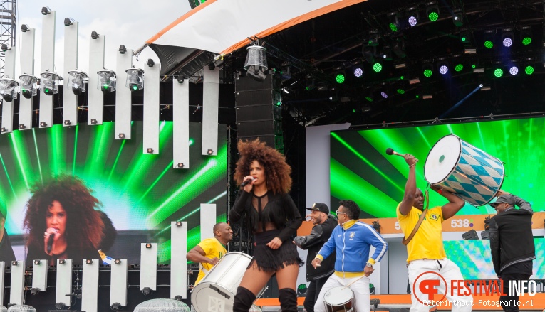 Sharon Doorson op 538 Koningsdag 2016 foto