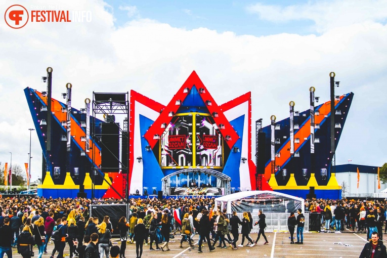 Ummet Ozcan op Kingsland Den Bosch 2016 foto