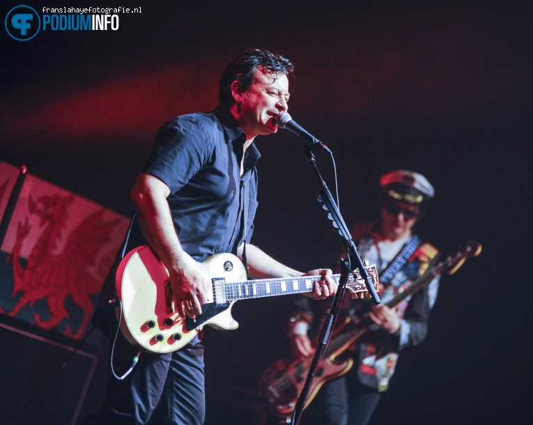 Manic Street Preachers op Manic Street Preachers - 28/04 - Effenaar foto
