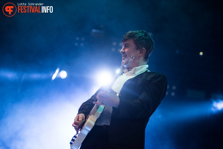 Frank Turner & The Sleeping Souls op Groezrock 2016 - Vrijdag foto