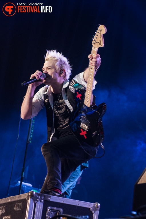 Sum 41 op Groezrock 2016 - Zaterdag foto