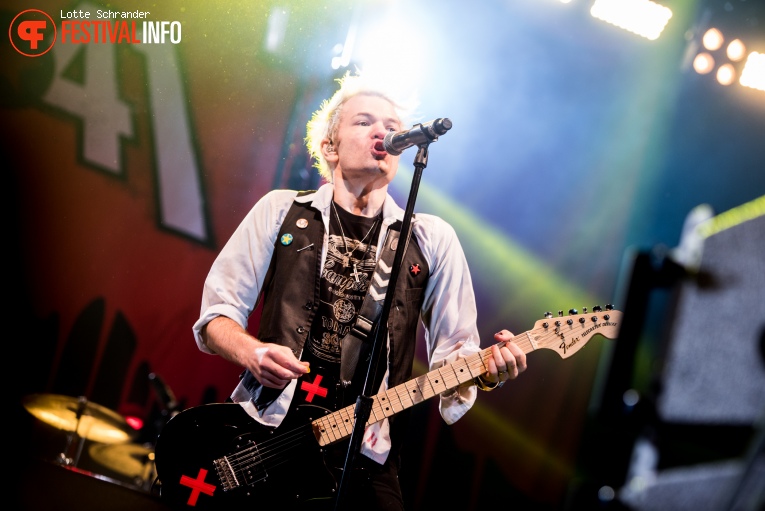 Sum 41 op Groezrock 2016 - Zaterdag foto