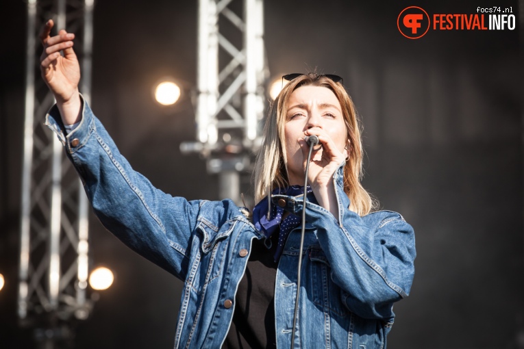 Rondé op Bevrijdingsfestival Overijssel 2016 foto