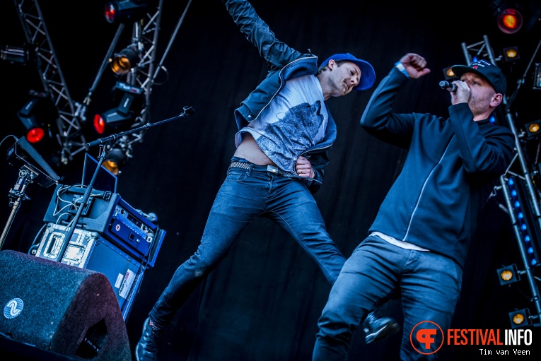 Dazzled Sticks op Bevrijdingsfestival Utrecht 2016 foto