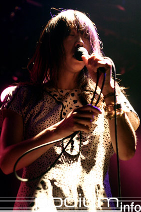 Blonde Redhead op Blonde Redhead - 2/7 - Melkweg foto