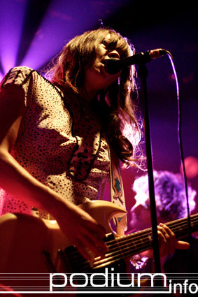 Blonde Redhead op Blonde Redhead - 2/7 - Melkweg foto