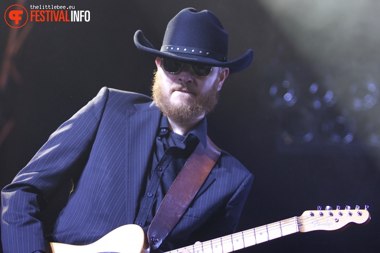 Thorbjørn Risager & The Black Tornado op Ribs & Blues 2016 foto