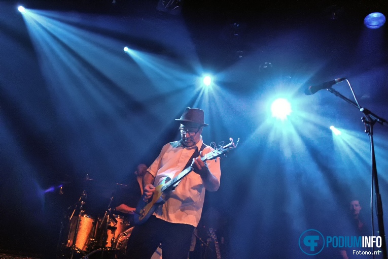 Fischer-Z op Fischer-Z - 12/05 - Melkweg foto