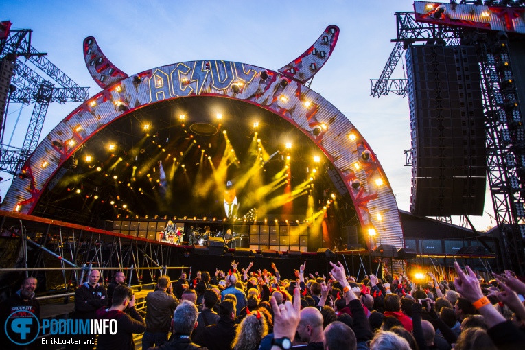 AC/DC op AC/DC - 16/5 - Festivalpark Werchter foto