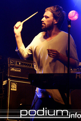 Adept (NL) op !!! - 3/7 - Doornroosje foto