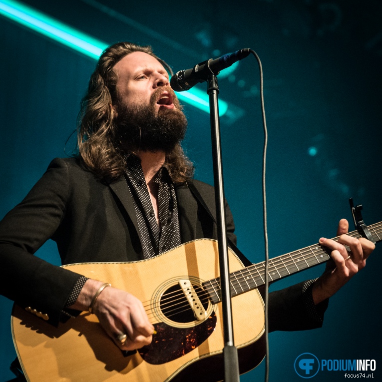 Father John Misty op Father John Misty - 25/05 - TivoliVredenburg foto