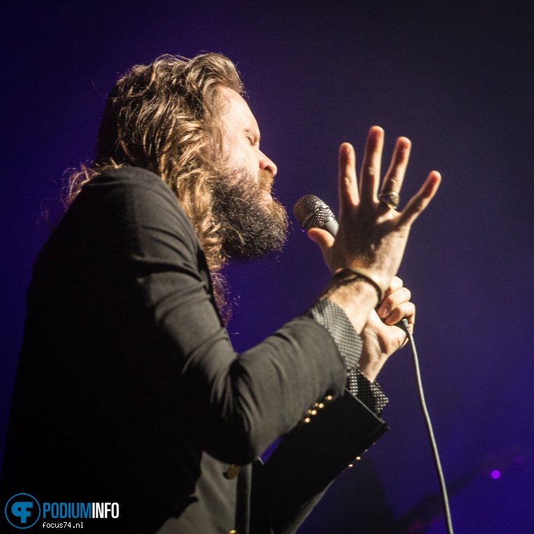 Father John Misty op Father John Misty - 25/05 - TivoliVredenburg foto