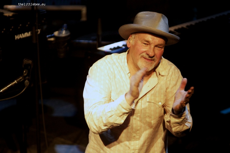 Foto Paul Carrack op Paul Carrack - 25/05 - Metropool