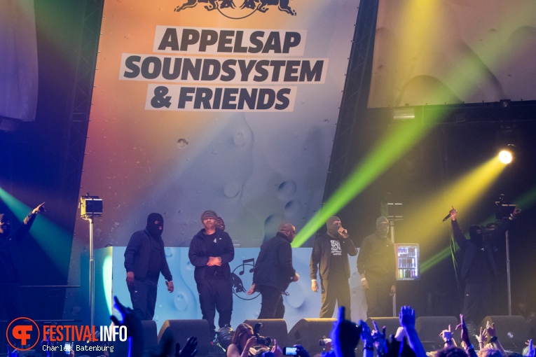 Appelsap Soundsystem & Friends op Red Bull Culture Clash 2016 foto