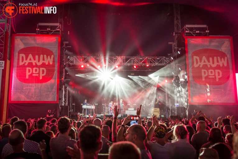 Madness op Dauwpop 2016 foto