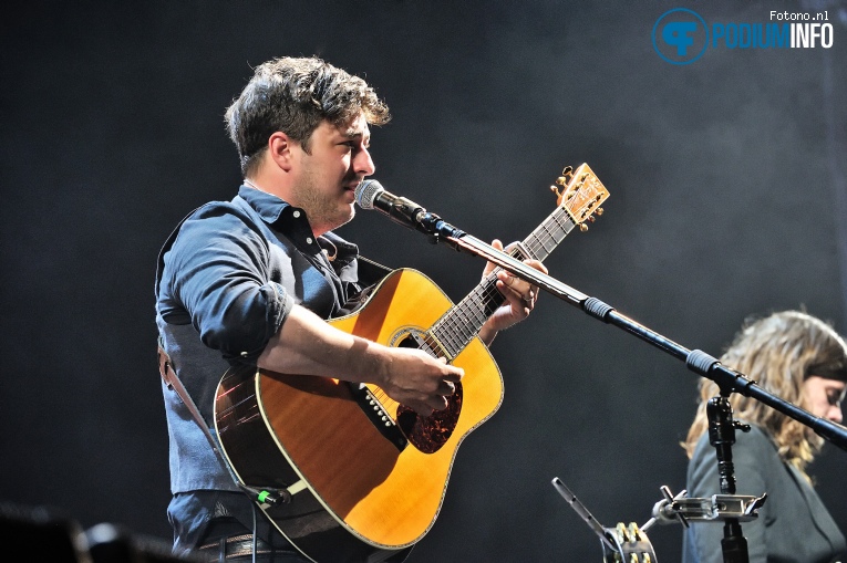 Mumford & Sons op Mumford and Sons - 23-05 - Ziggo Dome foto