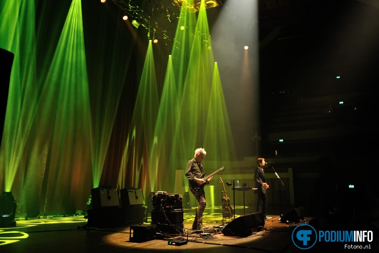 Suzanne Vega op Susana Vega - 02/06 - TivoliVredenburg foto