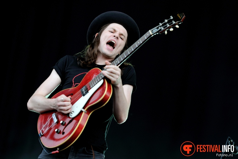 James Bay op Pinkpop 2016 - Vrijdag foto