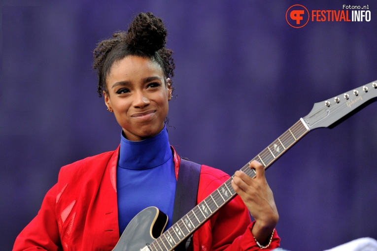 Lianne La Havas op Pinkpop 2016 - Zaterdag foto