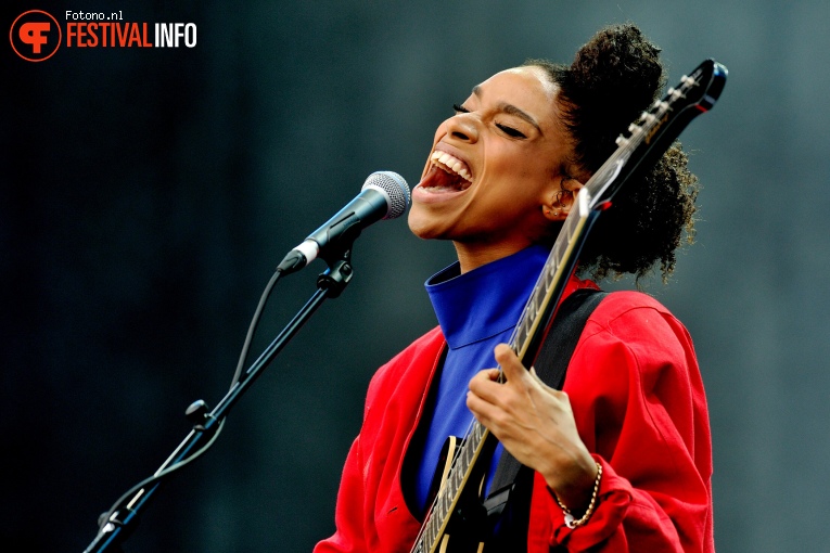 Lianne La Havas op Pinkpop 2016 - Zaterdag foto