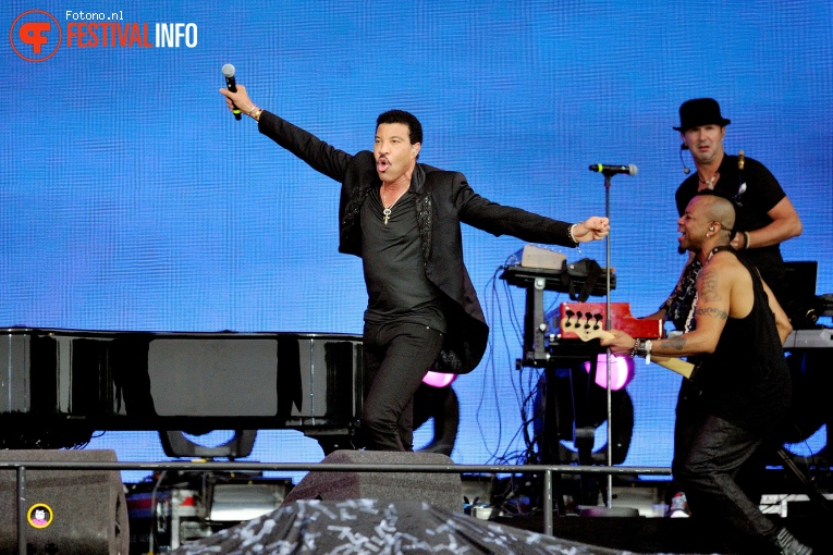 Lionel Richie op Pinkpop 2016 - Zondag foto