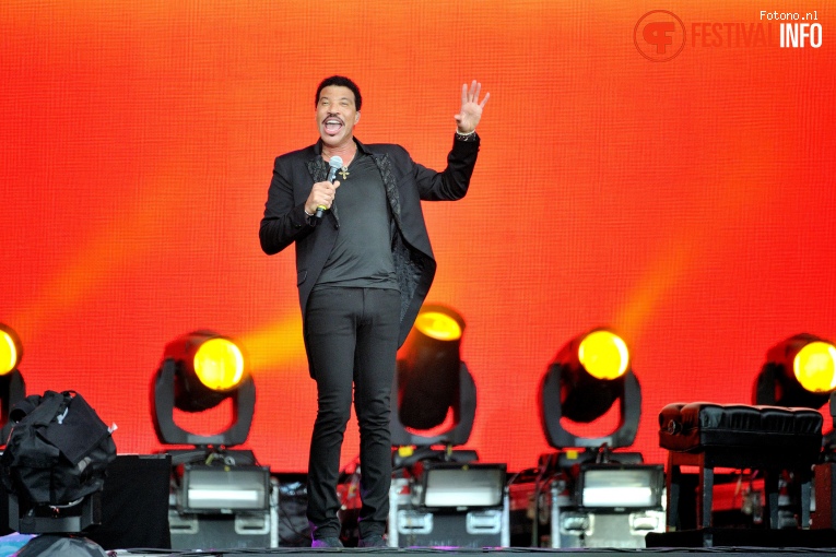 Lionel Richie op Pinkpop 2016 - Zondag foto