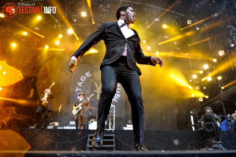 Vintage Trouble op Pinkpop 2016 - Zondag foto