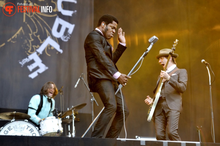 Vintage Trouble op Pinkpop 2016 - Zondag foto