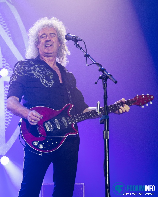 Queen op Queen + Adam Lambert - 15/06 - Palais 12 foto