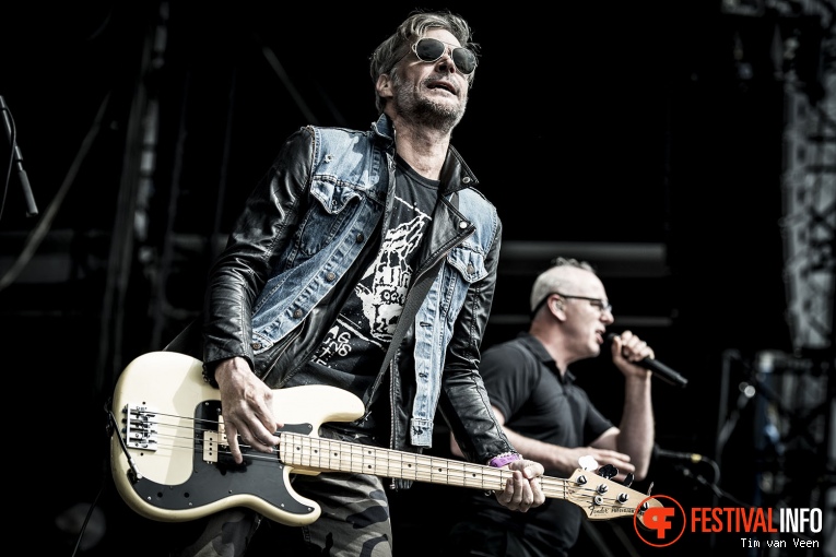 Bad Religion op Graspop Metal Meeting 2016, dag 1 foto