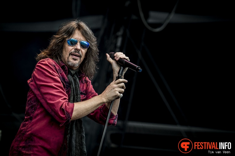 Foreigner op Graspop Metal Meeting 2016, dag 1 foto