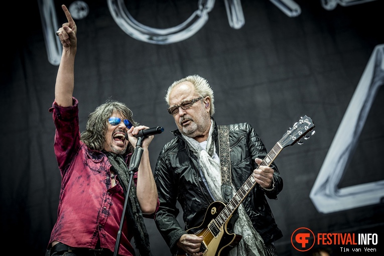 Foreigner op Graspop Metal Meeting 2016, dag 1 foto