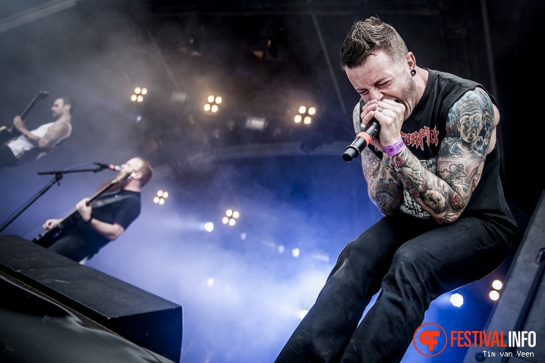 Atreyu op Graspop Metal Meeting 2016, dag 1 foto