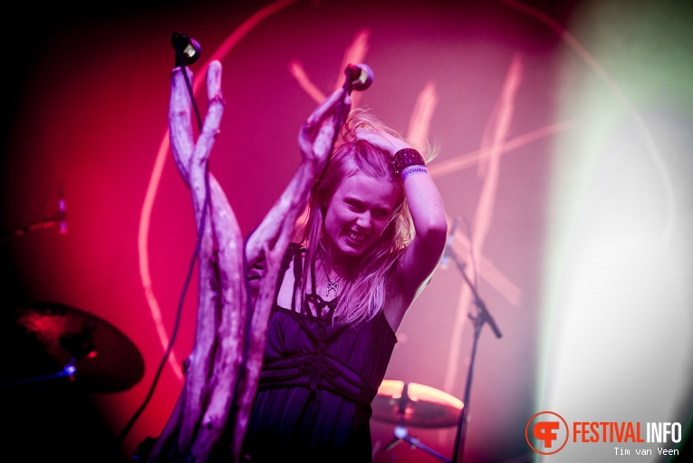 Myrkur op Graspop Metal Meeting 2016, dag 1 foto