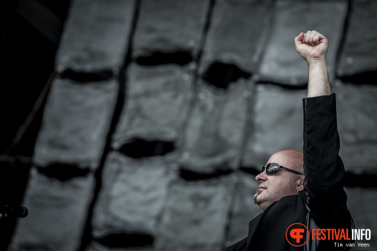 Disturbed op Graspop Metal Meeting 2016, dag 1 foto