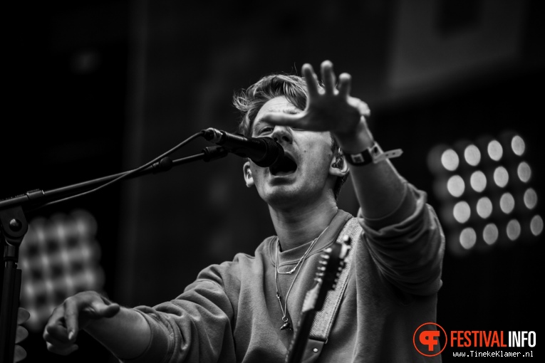 Glass Animals op Best Kept Secret 2016 - Zaterdag foto