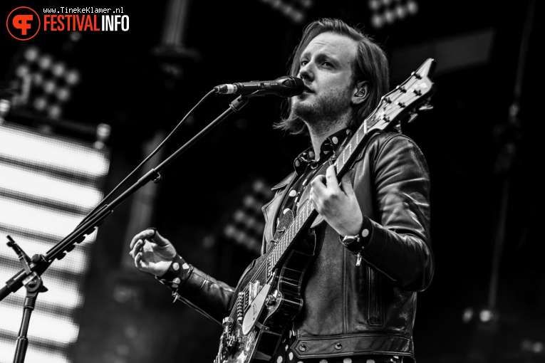 Two Door Cinema Club op Best Kept Secret 2016 - Zondag foto