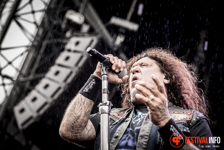 Testament op Graspop Metal Meeting 2016 dag 2 foto