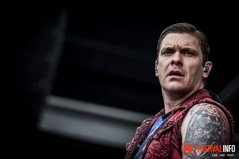 Shinedown op Graspop Metal Meeting 2016 dag 3 foto