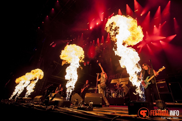 Twisted Sister op Graspop Metal Meeting 2016 dag 3 foto