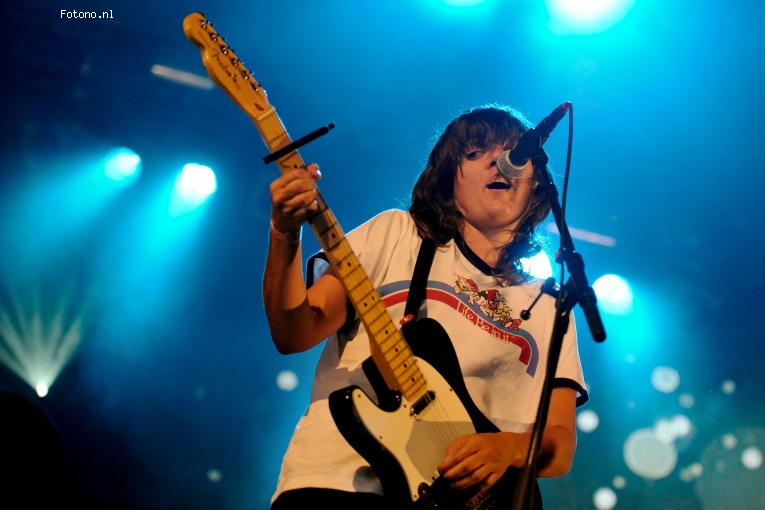 Courtney Barnett op Down The Rabbit Hole 2016 - Vrijdag foto