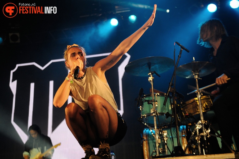 MØ op Down The Rabbit Hole 2016 - Zondag foto