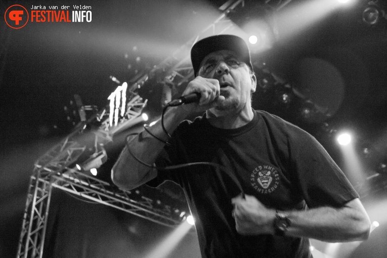 Pennywise op Jera On Air 2016 - Zaterdag foto