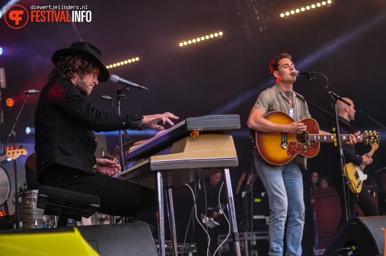 Douwe Bob op Share A Perfect Day 2016 foto