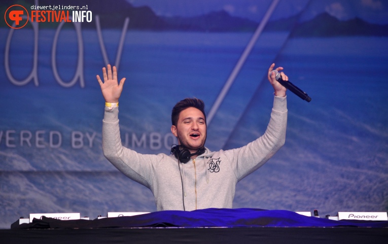 Jonas Blue op Share A Perfect Day 2016 foto